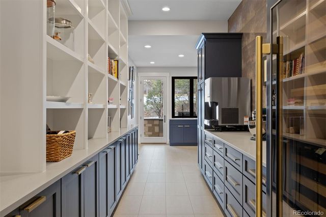 948 Country Club Parkway, Castle Rock, CO 80108