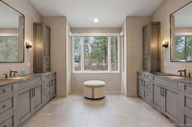 948 Country Club Parkway, Castle Rock, CO 80108