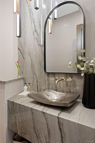 948 Country Club Parkway, Castle Rock, CO 80108