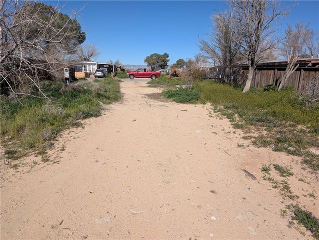 180 Camp Fire, California City, CA 93505