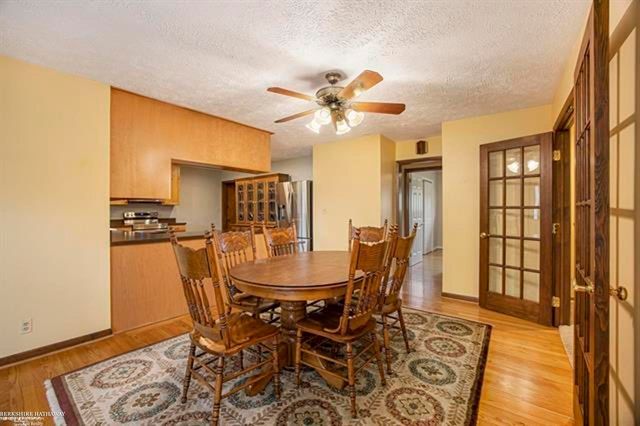3162 Mcclure Drive, Troy, MI 48084