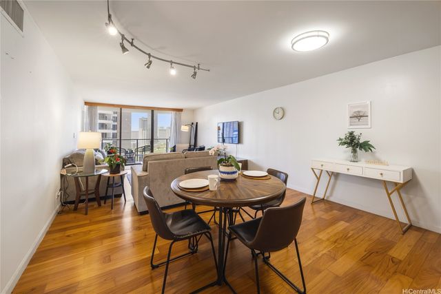 1860 Ala Moana Boulevard 1605, Honolulu, HI 96815