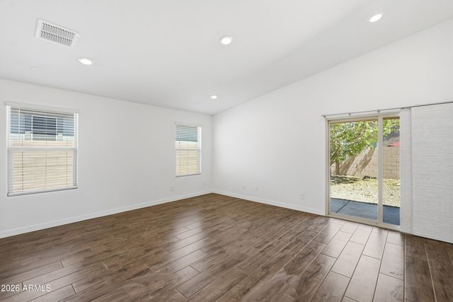 348 W TAMARACK Drive, San Tan Valley, AZ 85140