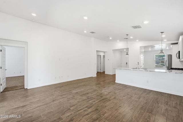 348 W TAMARACK Drive, San Tan Valley, AZ 85140
