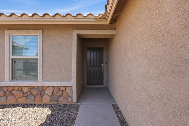 348 W TAMARACK Drive, San Tan Valley, AZ 85140