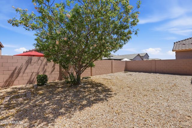 348 W TAMARACK Drive, San Tan Valley, AZ 85140