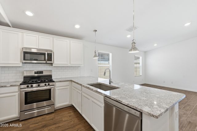 348 W TAMARACK Drive, San Tan Valley, AZ 85140