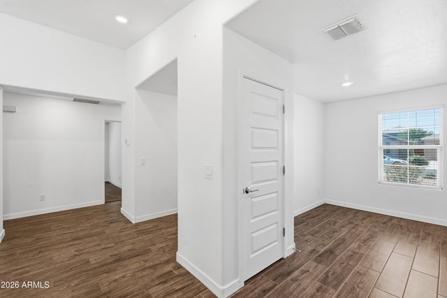 348 W TAMARACK Drive, San Tan Valley, AZ 85140