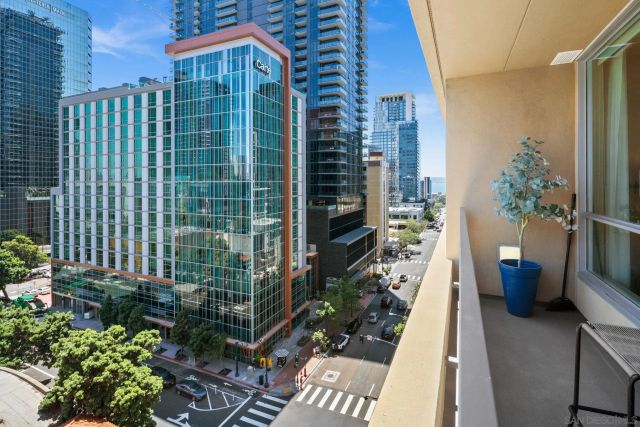 350 W Ash St 809, San Diego, CA 92101