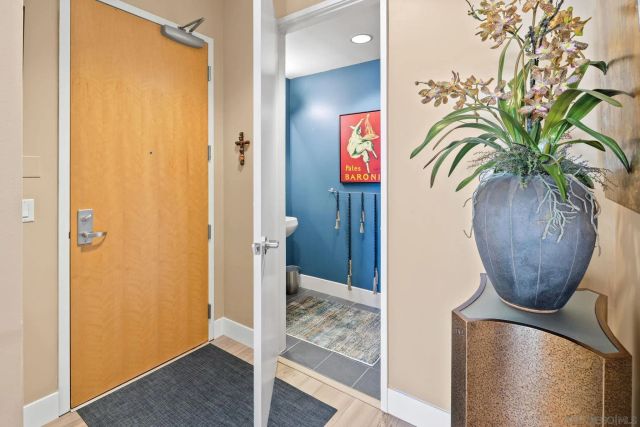 350 W Ash St 809, San Diego, CA 92101
