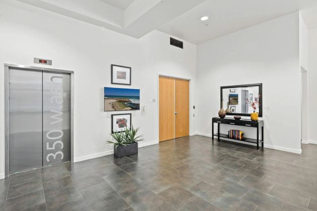 350 W Ash St 809, San Diego, CA 92101
