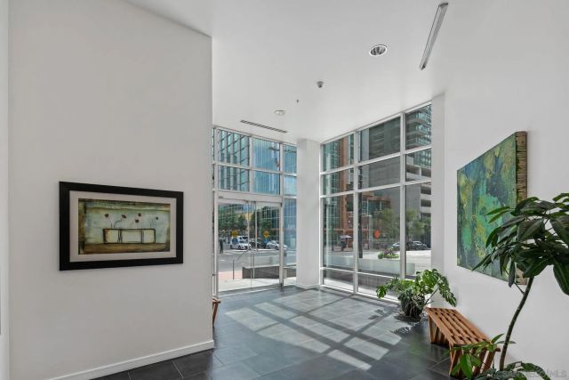350 W Ash St 809, San Diego, CA 92101