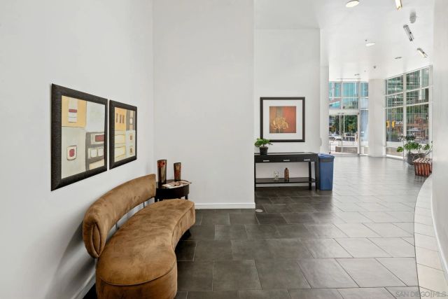 350 W Ash St 809, San Diego, CA 92101