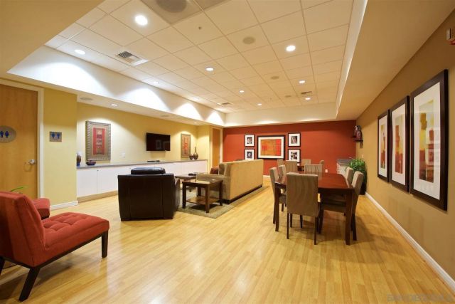 350 W Ash St 809, San Diego, CA 92101