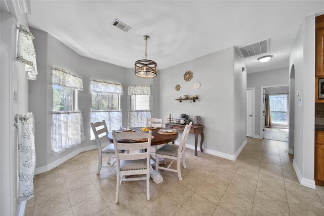 21 Twin Forks Drive, Willis, TX 77378