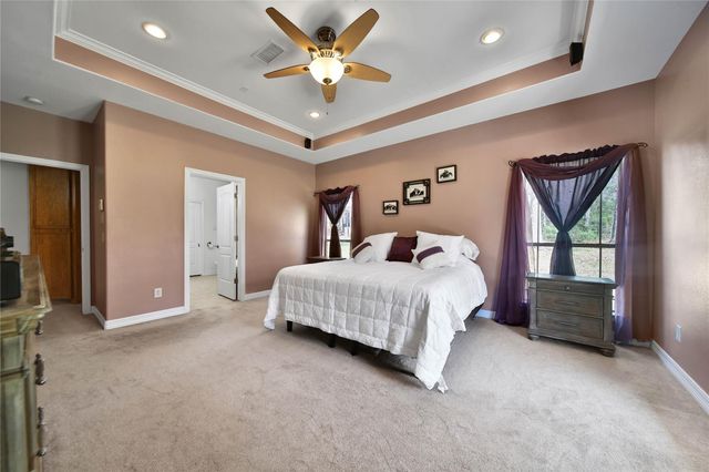 21 Twin Forks Drive, Willis, TX 77378