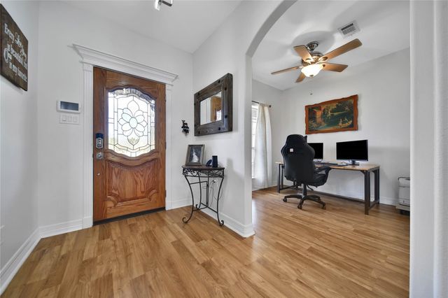 21 Twin Forks Drive, Willis, TX 77378