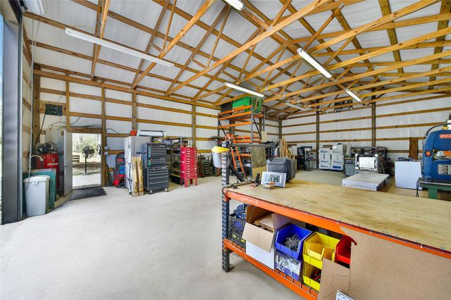 21 Twin Forks Drive, Willis, TX 77378