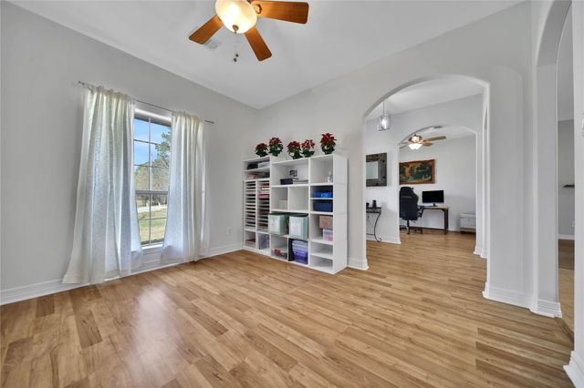 21 Twin Forks Drive, Willis, TX 77378