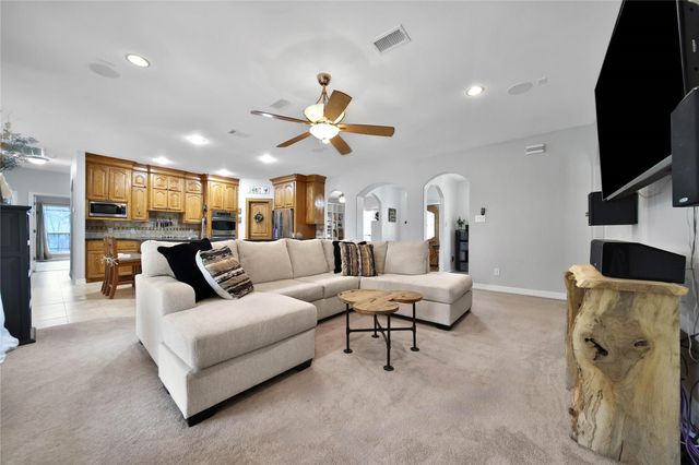 21 Twin Forks Drive, Willis, TX 77378