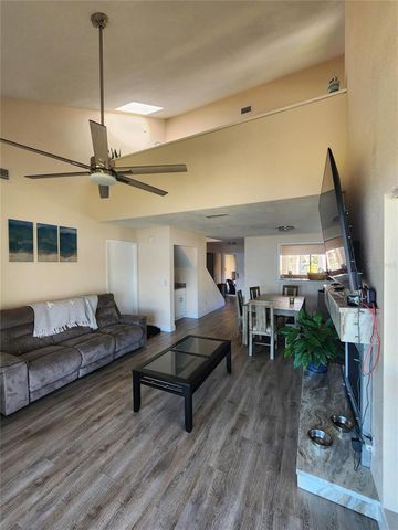 3402 ELLENWOOD LANE, Tampa, FL 33618