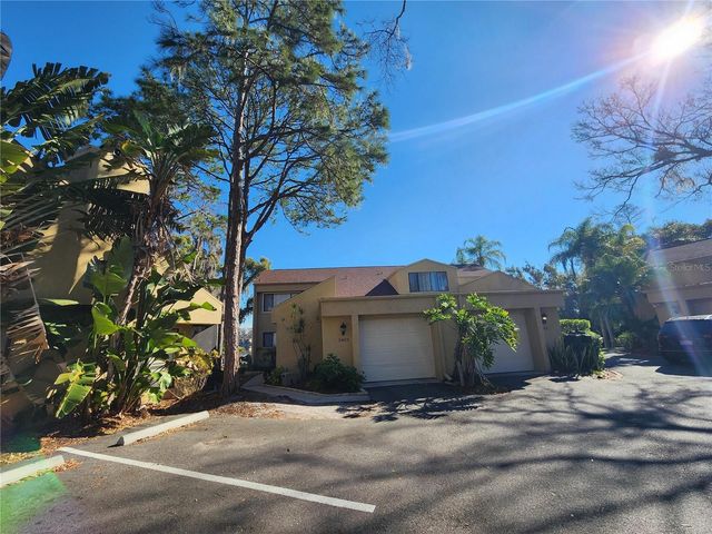 3402 ELLENWOOD LANE, Tampa, FL 33618