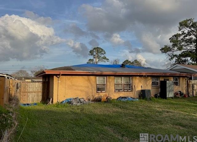 4810 Bright St, New Orleans, LA 70127