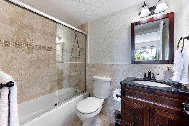 3050 Presidential Way 305, West Palm Beach, FL 33401