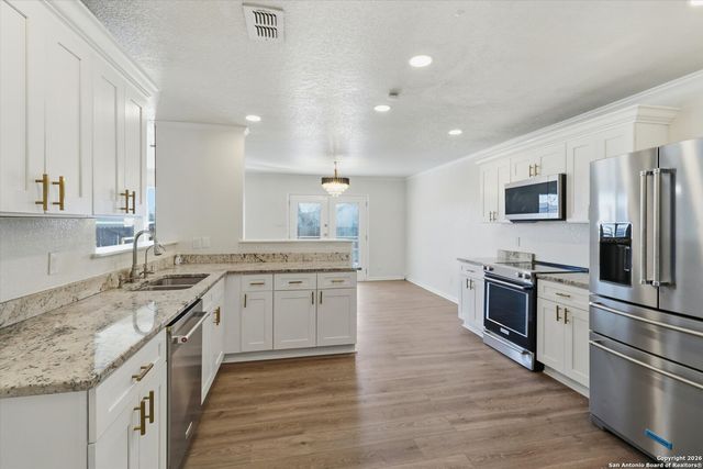 4202 WALDON POND, San Antonio, TX 78245