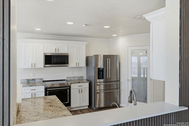 4202 WALDON POND, San Antonio, TX 78245