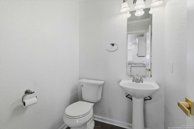 4202 WALDON POND, San Antonio, TX 78245