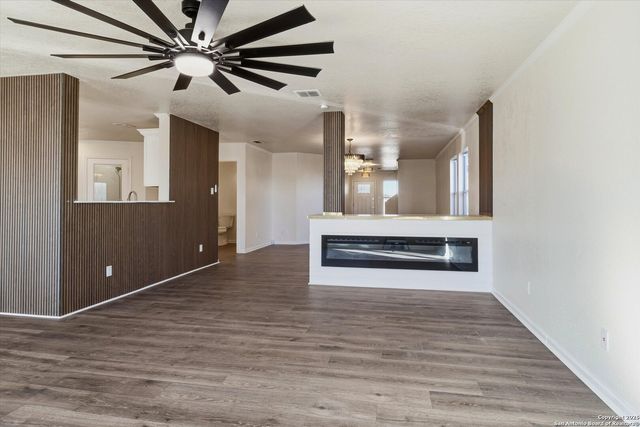 4202 WALDON POND, San Antonio, TX 78245