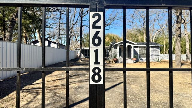 2618 Lakewood Drive, Wills Point, TX 75169
