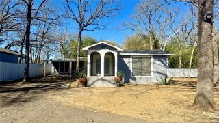 2618 Lakewood Drive, Wills Point, TX 75169