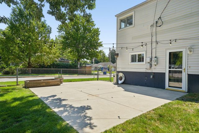 916 Bricker Boulevard, Columbus, OH 43221