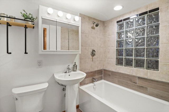 411 E Church Street, Belleville, WI 53508