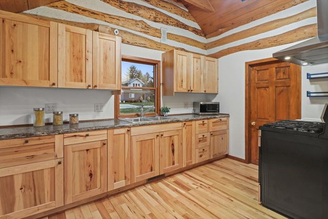 411 E Church Street, Belleville, WI 53508