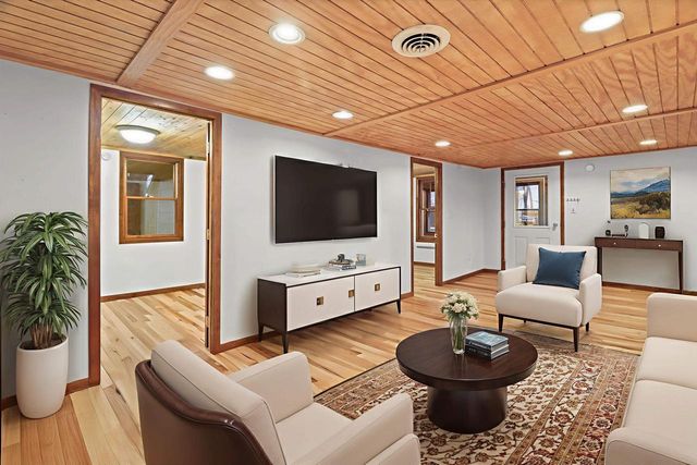 411 E Church Street, Belleville, WI 53508