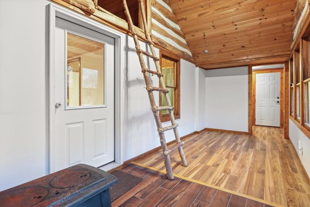 411 E Church Street, Belleville, WI 53508