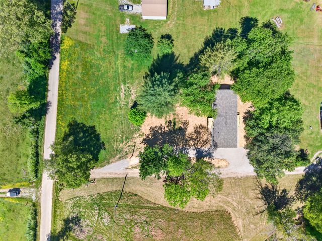 117 Doober Ln, Sparta, TN 38583
