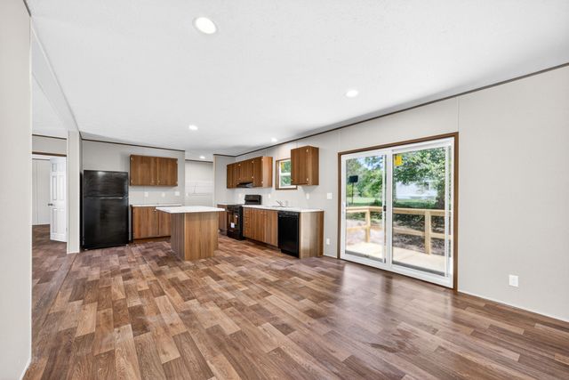 117 Doober Ln, Sparta, TN 38583