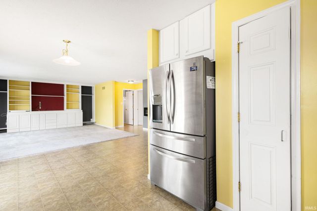 2411 Cranston Street, South Bend, IN 46614