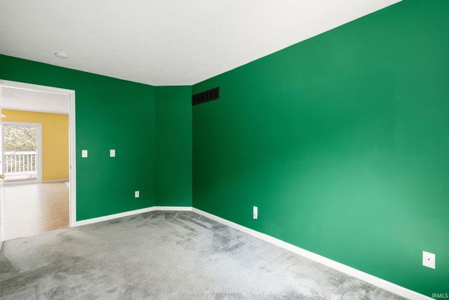 2411 Cranston Street, South Bend, IN 46614