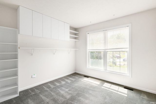 2411 Cranston Street, South Bend, IN 46614