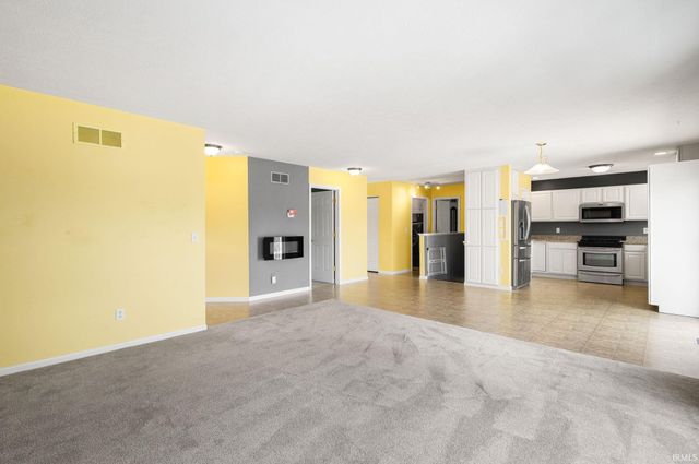 2411 Cranston Street, South Bend, IN 46614