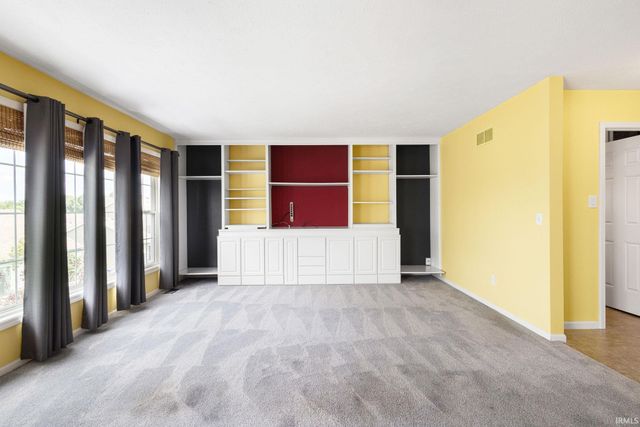 2411 Cranston Street, South Bend, IN 46614