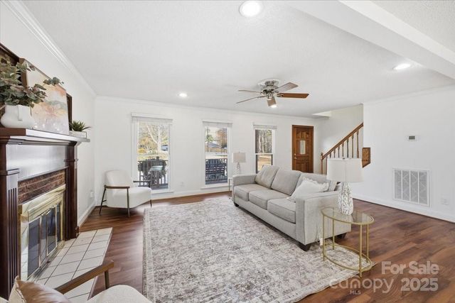 3509 Chapel View Court, Denver, NC 28037