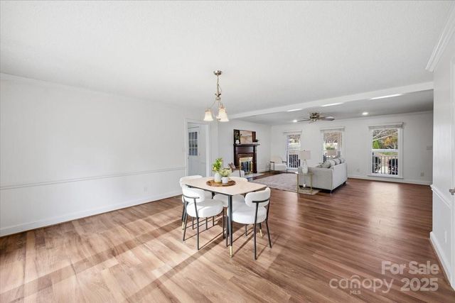 3509 Chapel View Court, Denver, NC 28037