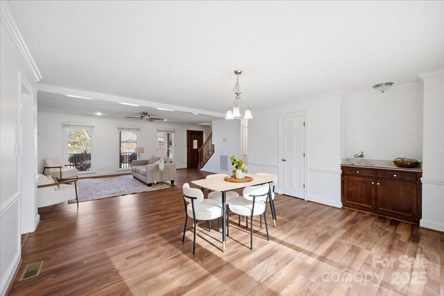 3509 Chapel View Court, Denver, NC 28037