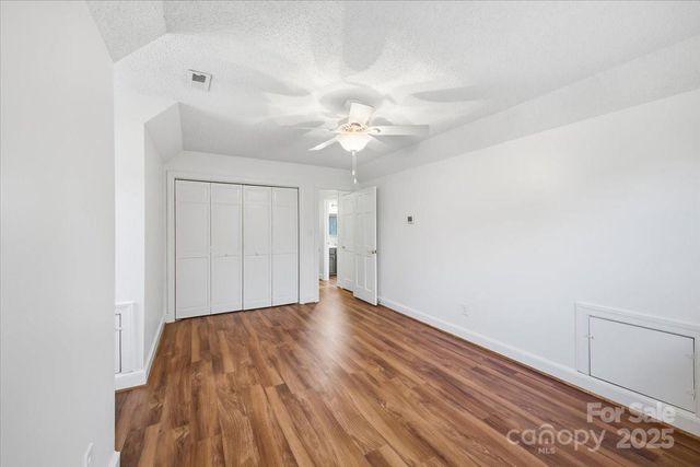 3509 Chapel View Court, Denver, NC 28037